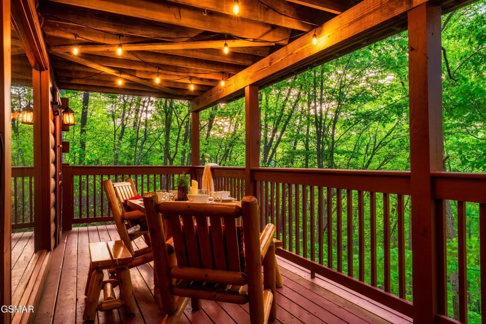 3049 Brothers Way Sevierville, TN 37862