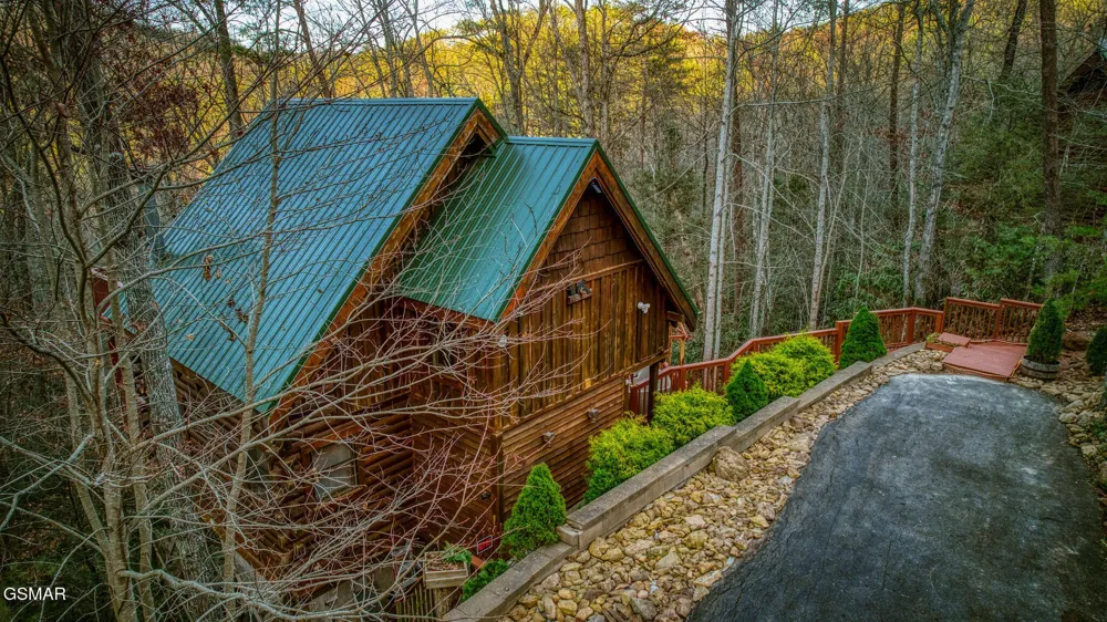 3049 Brothers Way Sevierville, TN 37862