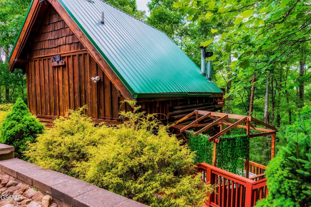 3049 Brothers Way Sevierville, TN 37862