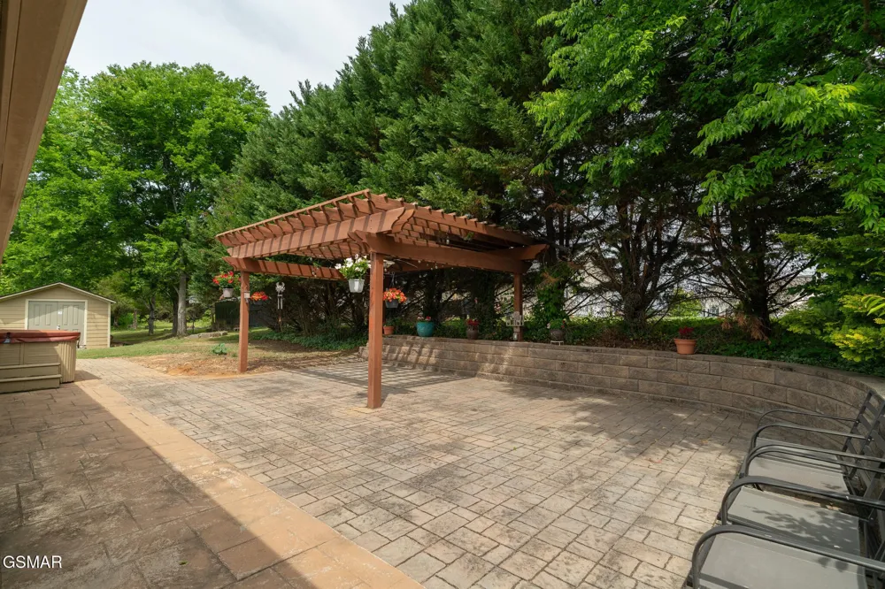 1479 Wendron Moors Drive Sevierville, TN 37862
