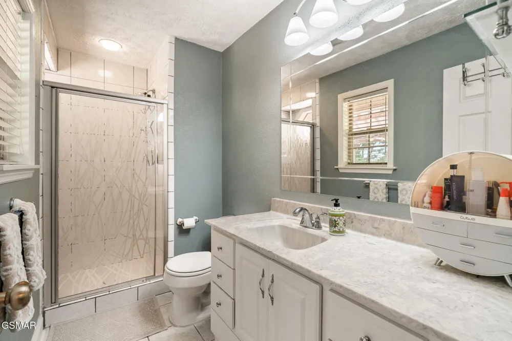 1479 Wendron Moors Drive Sevierville, TN 37862