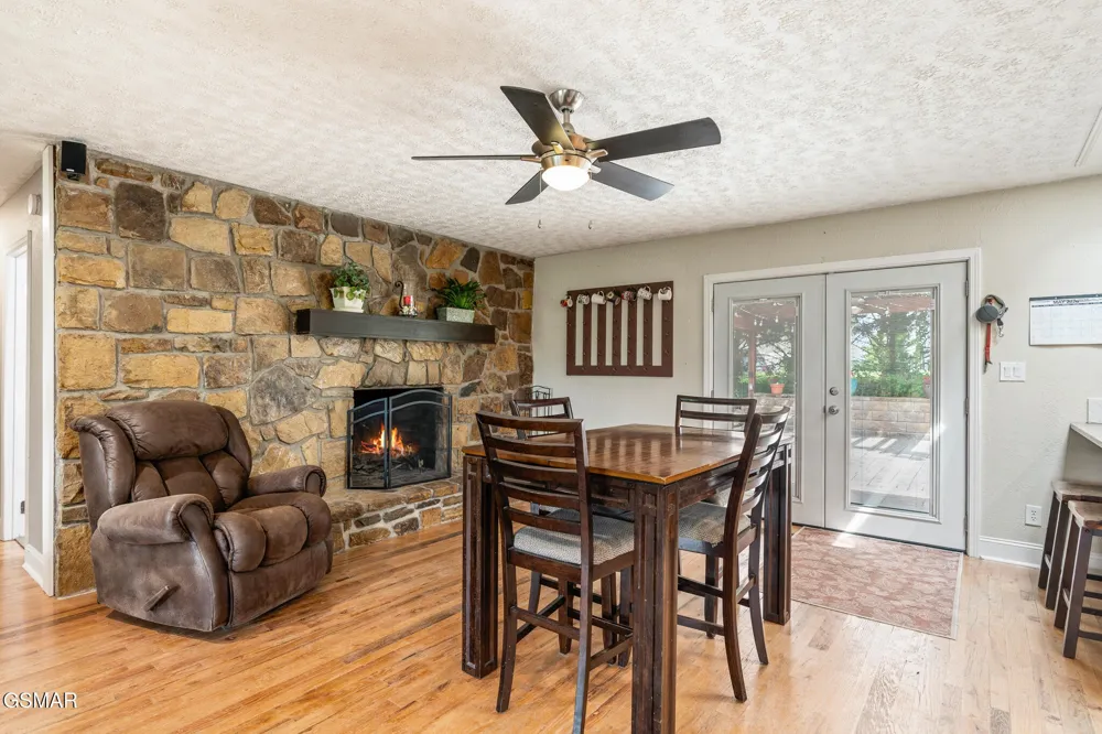 1479 Wendron Moors Drive Sevierville, TN 37862