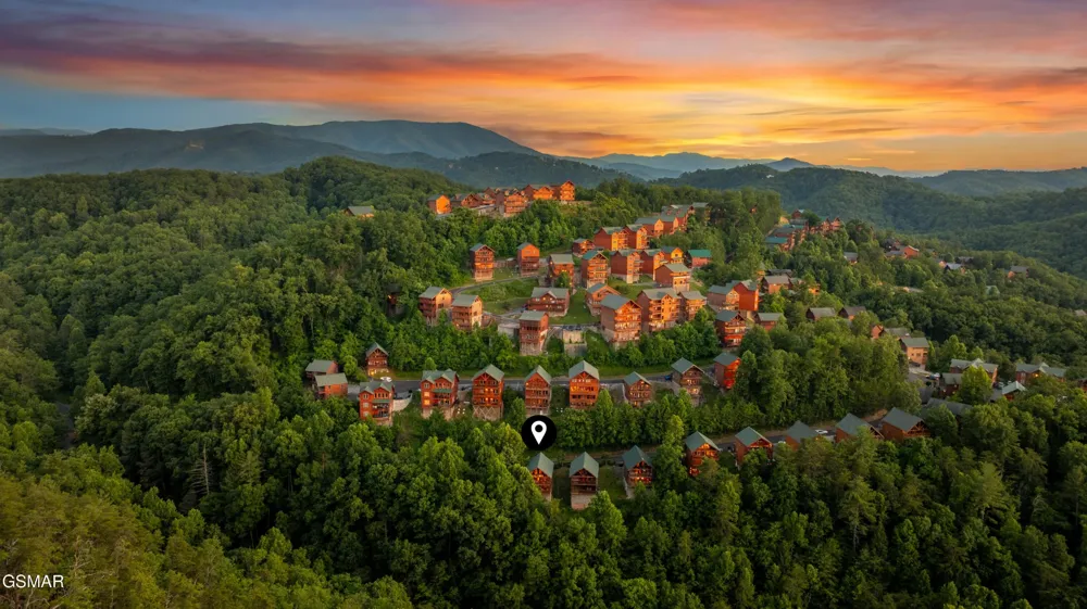 830 Black Bear Cub Way Sevierville, TN 37862