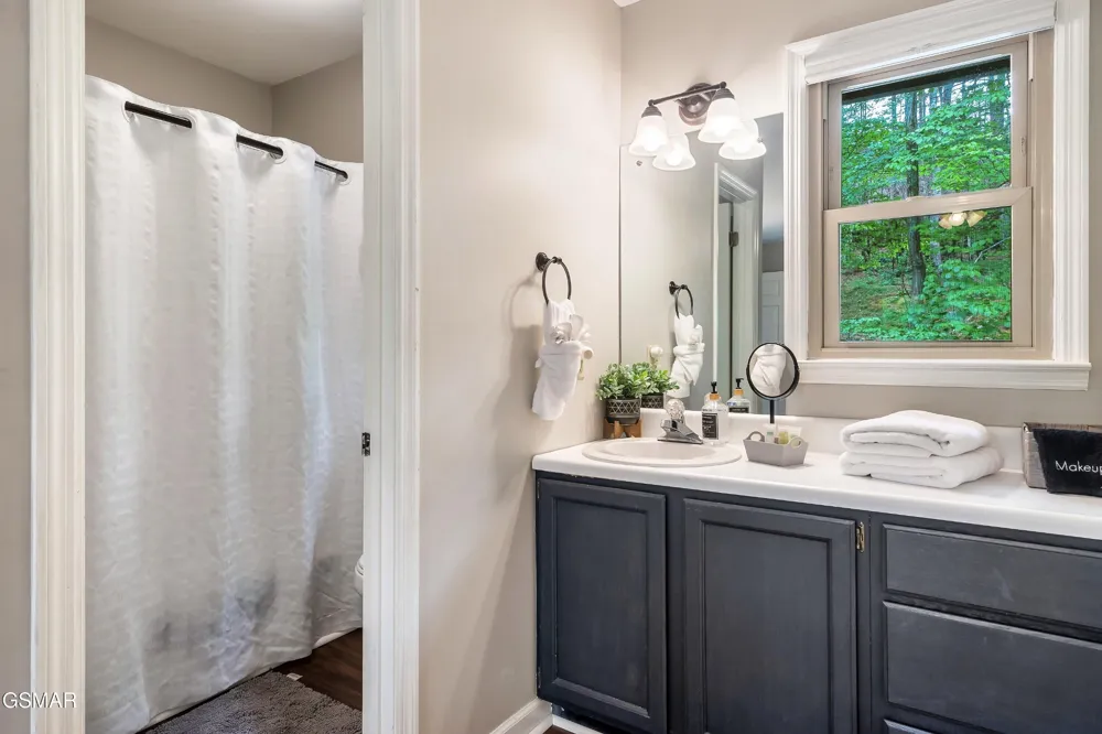 3282 Emerald Springs Loop Pigeon Forge, TN 37862