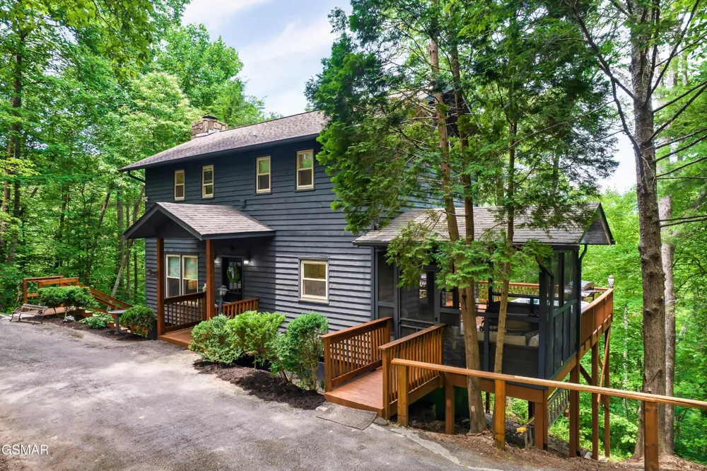 3282 Emerald Springs Loop Pigeon Forge, TN 37862