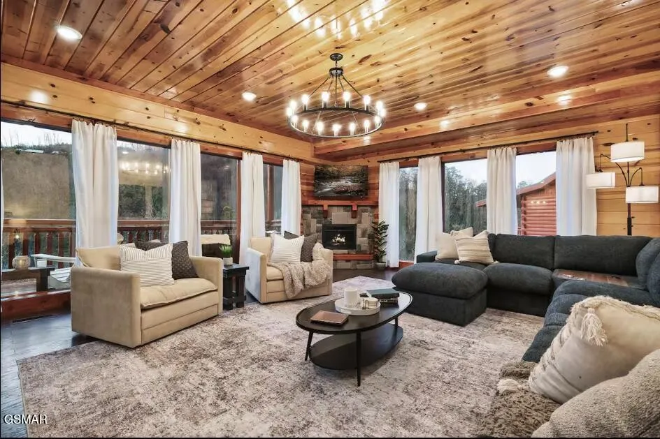 3328 Smoky Ridge Way Sevierville, TN 37862