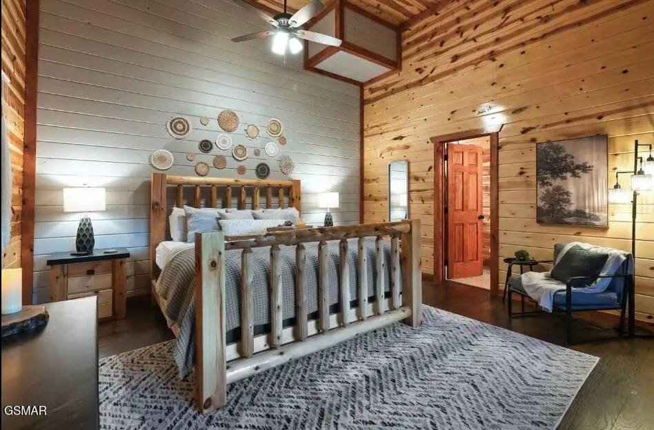 3328 Smoky Ridge Way Sevierville, TN 37862
