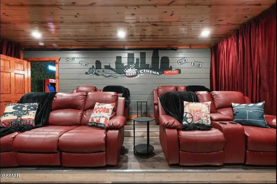 3328 Smoky Ridge Way Sevierville, TN 37862