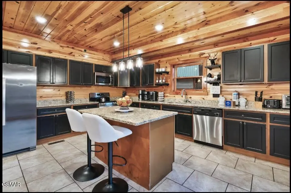 3328 Smoky Ridge Way Sevierville, TN 37862