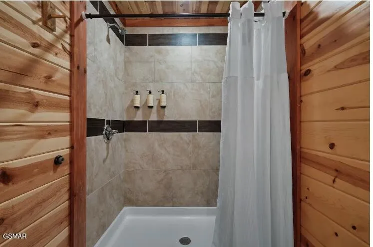 3328 Smoky Ridge Way Sevierville, TN 37862