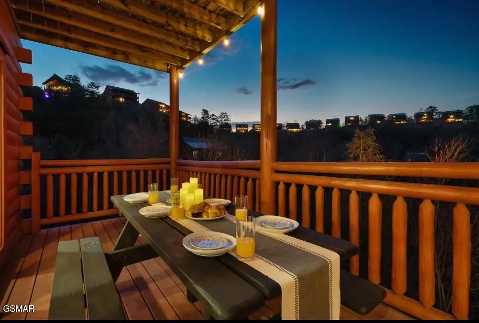 3328 Smoky Ridge Way Sevierville, TN 37862