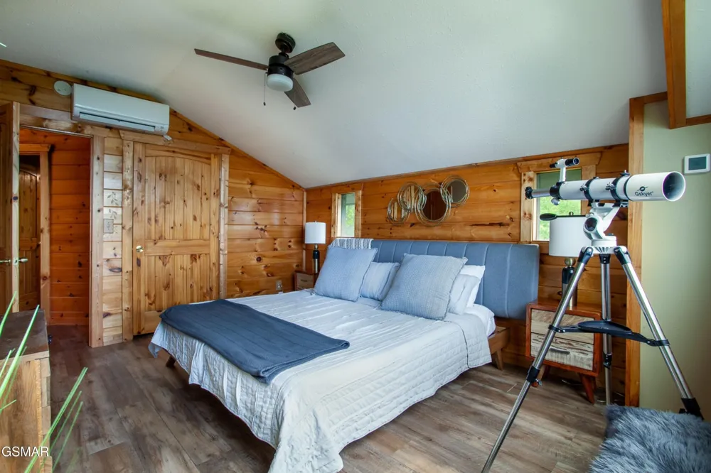 920 Falcon View Way Sevierville, TN 37862
