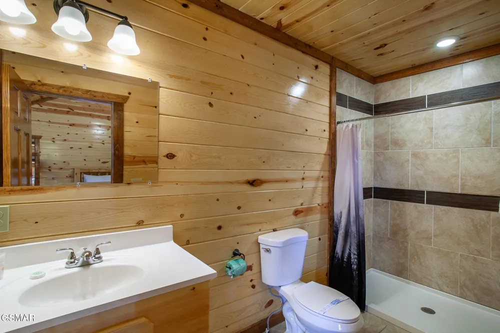 3708 Tilda Hilltop Way Sevierville, TN 37862
