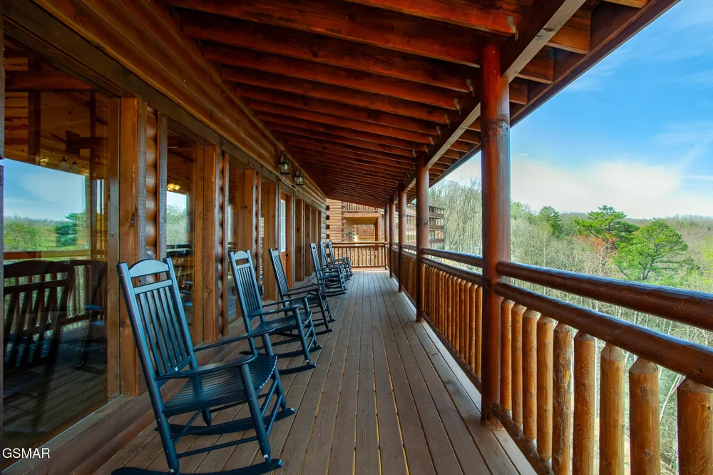 3708 Tilda Hilltop Way Sevierville, TN 37862
