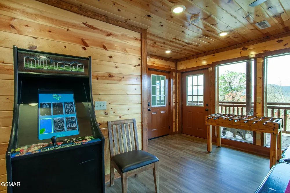 3708 Tilda Hilltop Way Sevierville, TN 37862