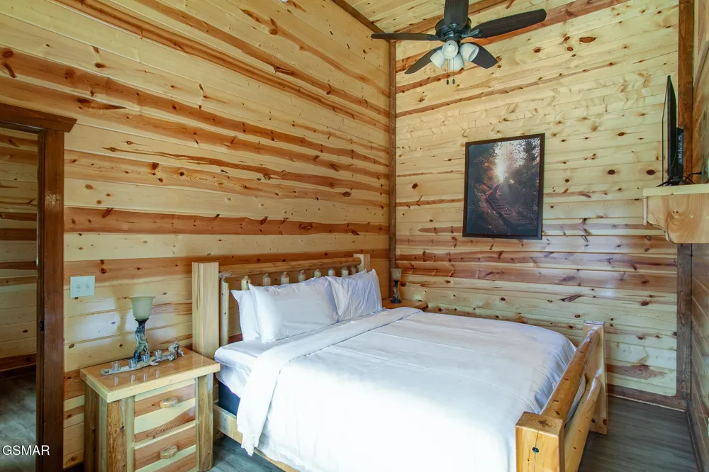 3708 Tilda Hilltop Way Sevierville, TN 37862