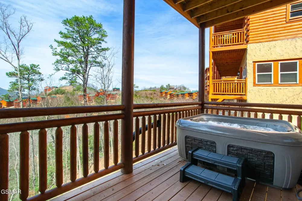 3708 Tilda Hilltop Way Sevierville, TN 37862