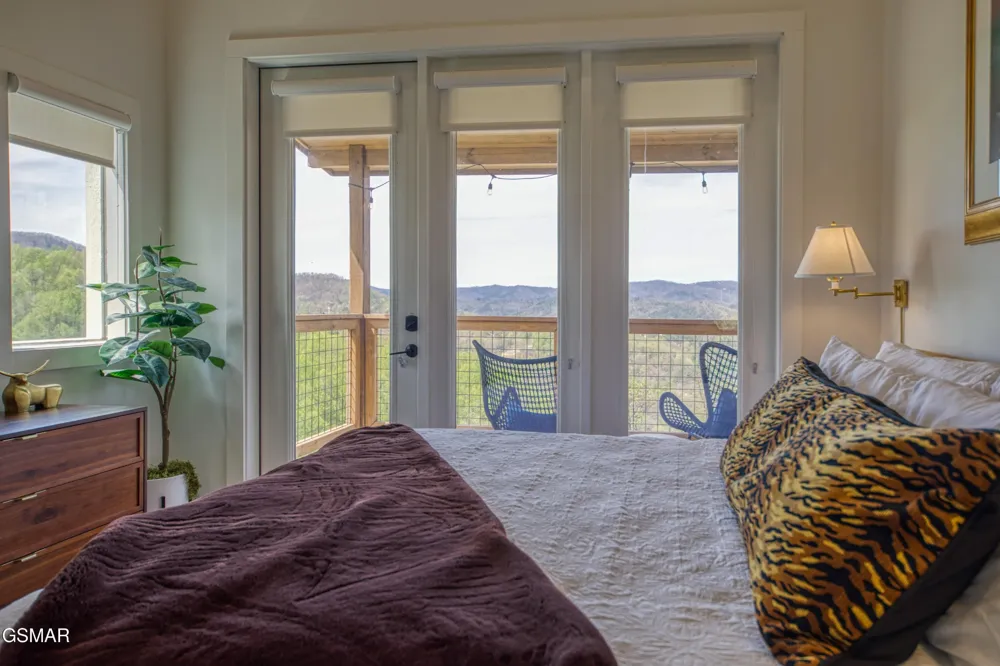 3322 Sugar Maple Loop Road Sevierville, TN 37862