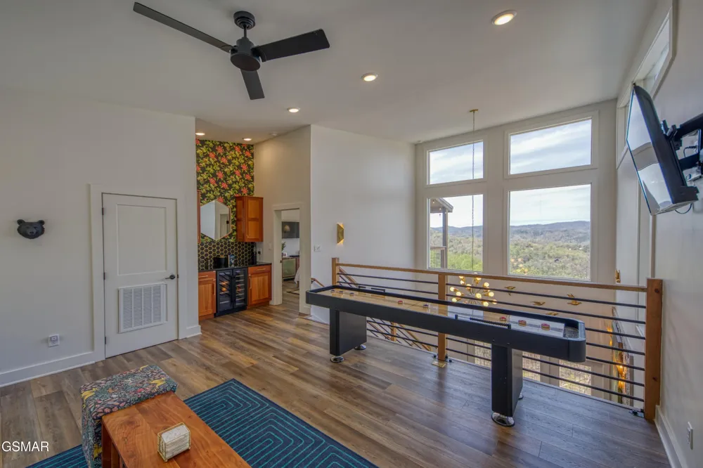 3322 Sugar Maple Loop Road Sevierville, TN 37862