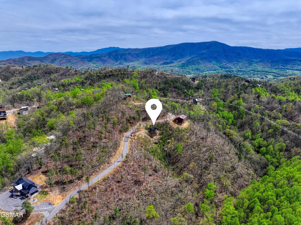 3322 Sugar Maple Loop Road Sevierville, TN 37862