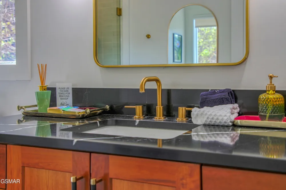 3322 Sugar Maple Loop Road Sevierville, TN 37862