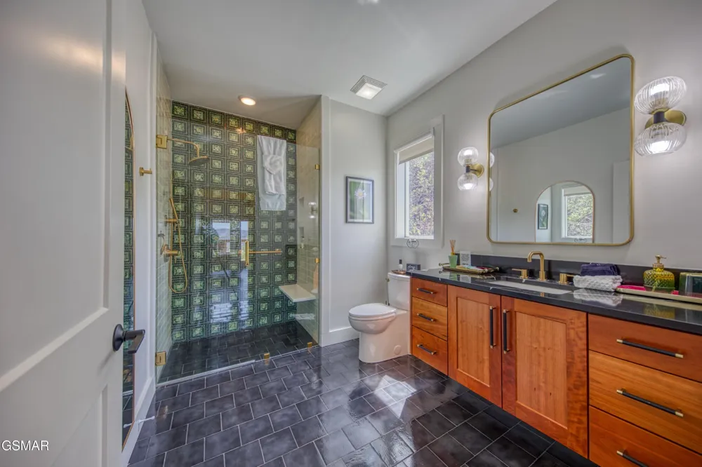 3322 Sugar Maple Loop Road Sevierville, TN 37862