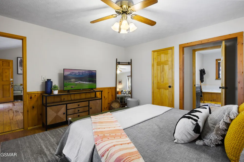 3255 Cove Creek Way Sevierville, TN 37862