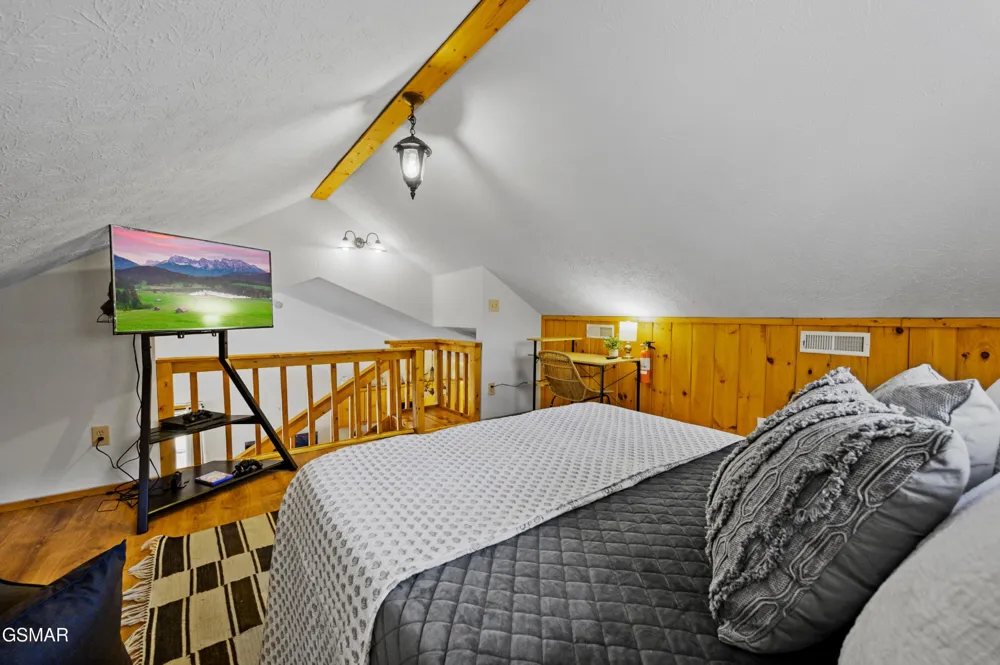3255 Cove Creek Way Sevierville, TN 37862