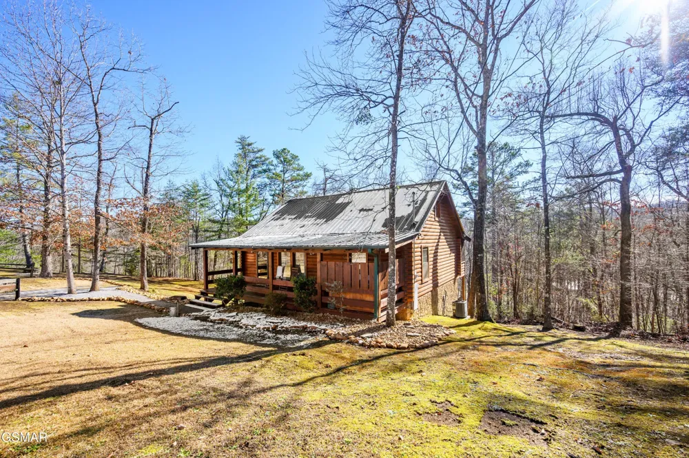 3255 Cove Creek Way Sevierville, TN 37862