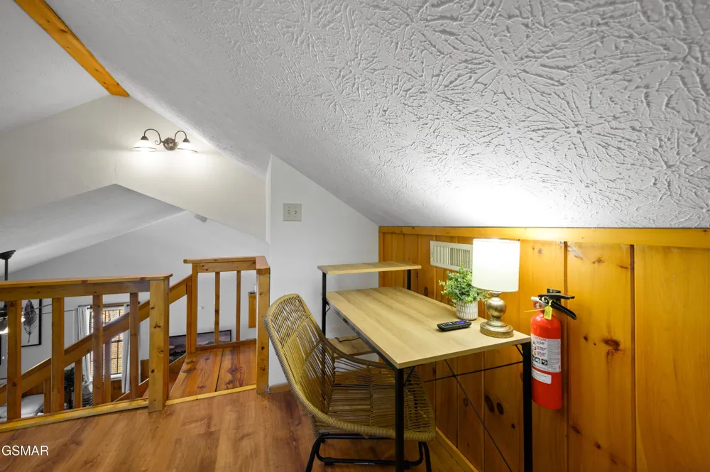 3255 Cove Creek Way Sevierville, TN 37862