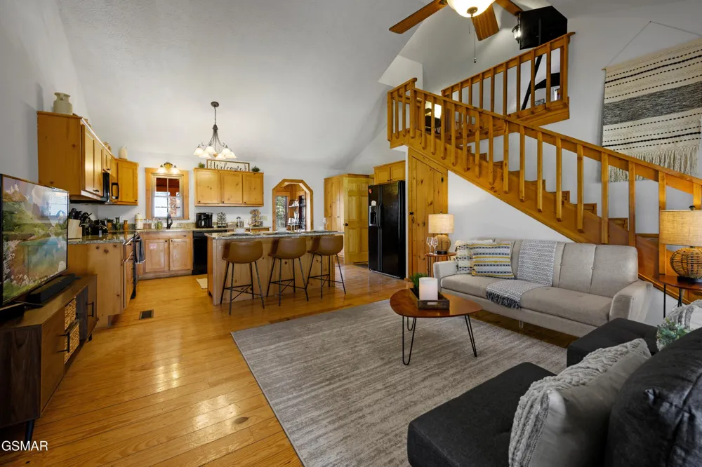 3255 Cove Creek Way Sevierville, TN 37862