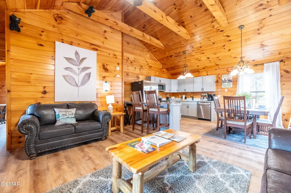 2213 Headrick Lead Sevierville, TN 37862