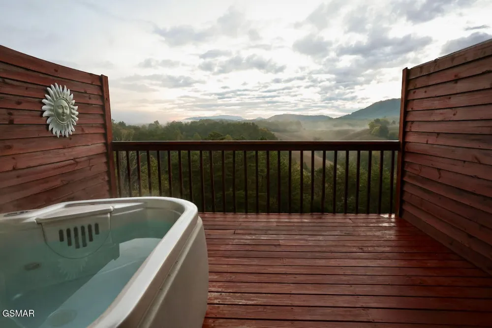 2149 Seaton Springs Road Sevierville, TN 37862