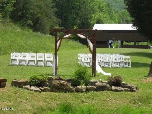 2149 Seaton Springs Road Sevierville, TN 37862