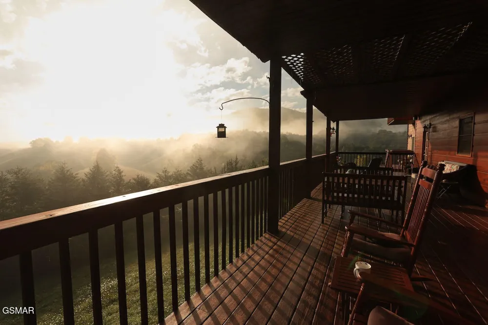 2149 Seaton Springs Road Sevierville, TN 37862