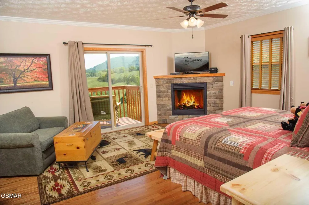 2149 Seaton Springs Road Sevierville, TN 37862