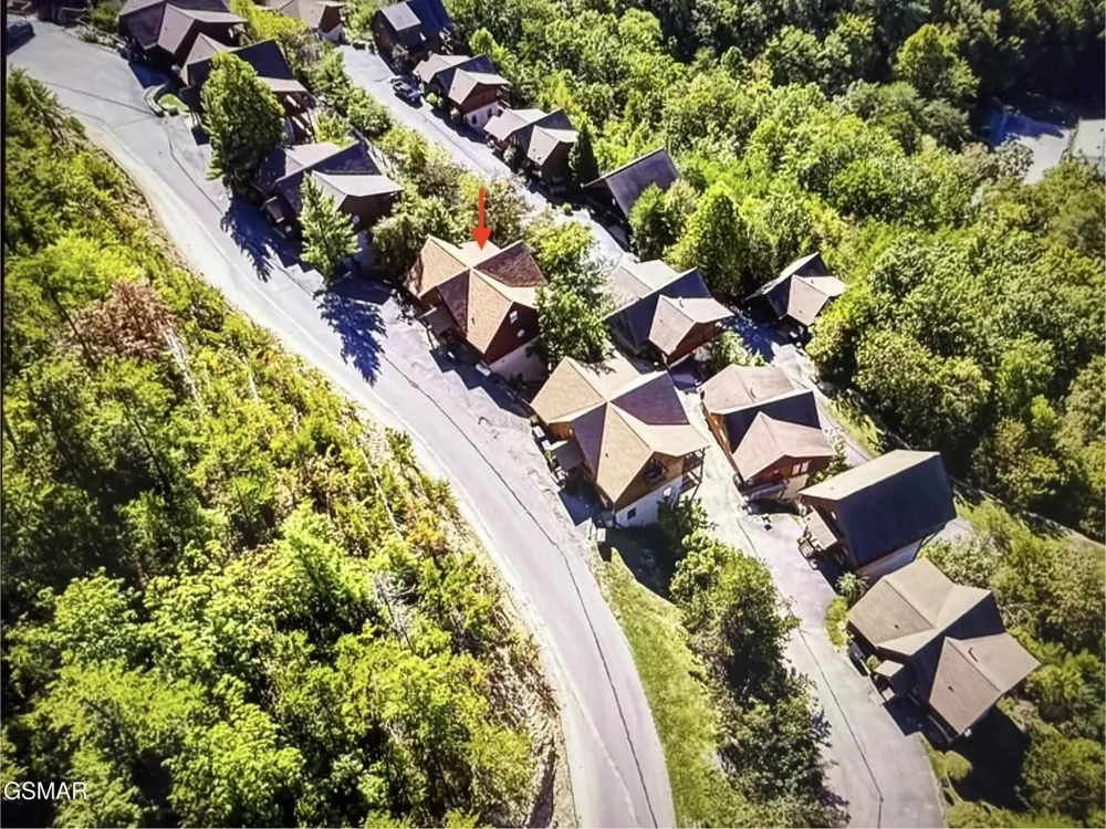 1582 Bears Den Way Sevierville, TN 37862