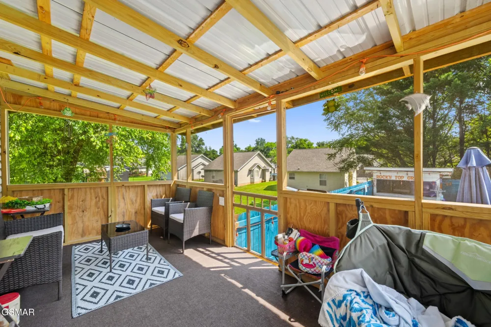1717 Meadow Ridge Circle Sevierville, TN 37862