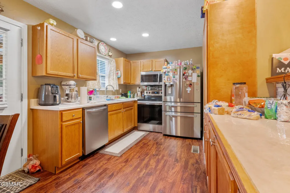 1717 Meadow Ridge Circle Sevierville, TN 37862