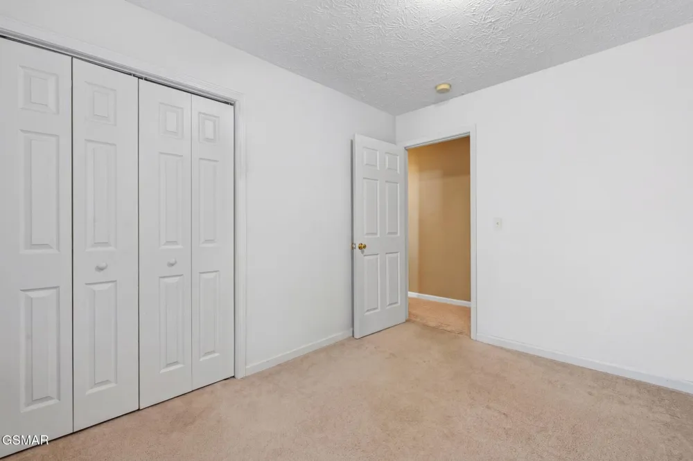 1717 Meadow Ridge Circle Sevierville, TN 37862