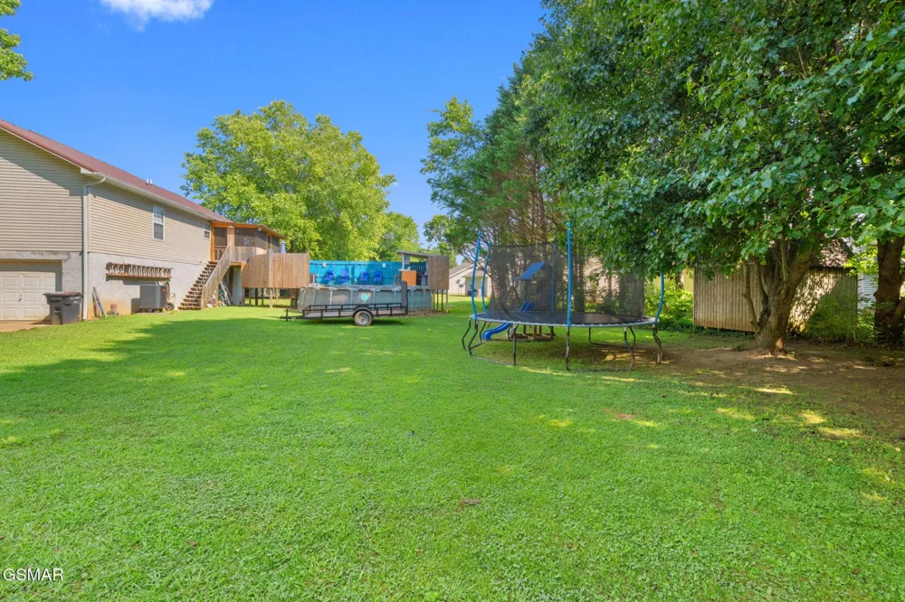 1717 Meadow Ridge Circle Sevierville, TN 37862