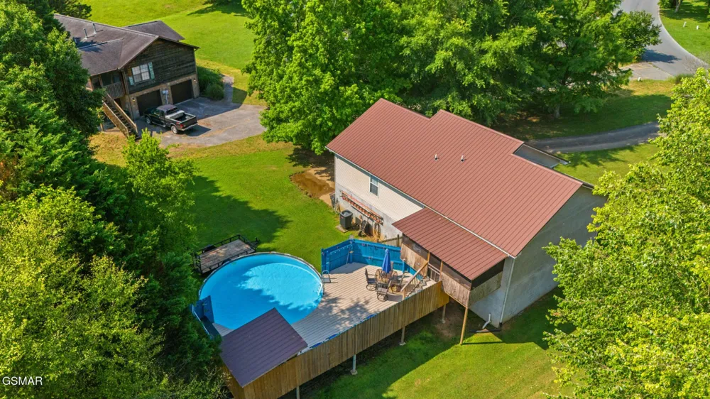 1717 Meadow Ridge Circle Sevierville, TN 37862