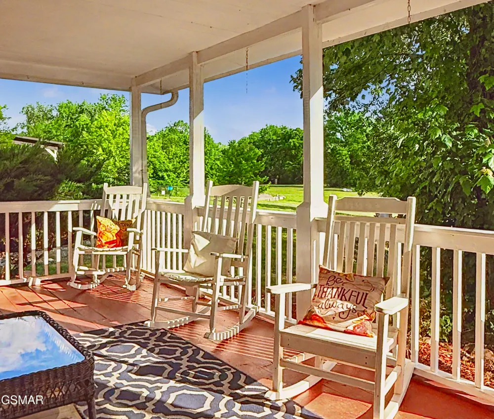 527 Orchard Valley Way Pigeon Forge, TN 37862