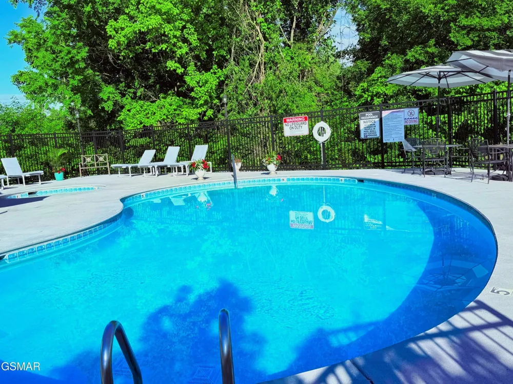 527 Orchard Valley Way Pigeon Forge, TN 37862