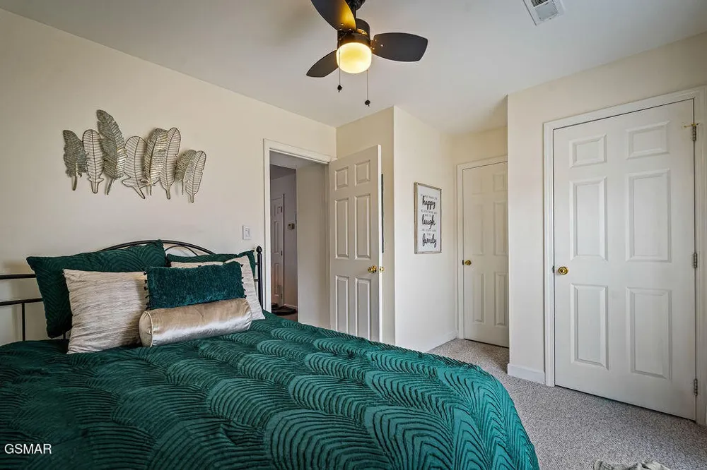 527 Orchard Valley Way Pigeon Forge, TN 37862