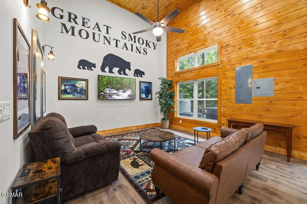 5042 Settlers View Lane Sevierville, TN 37862