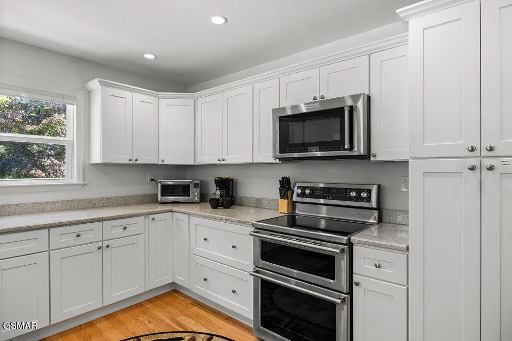 5042 Settlers View Lane Sevierville, TN 37862