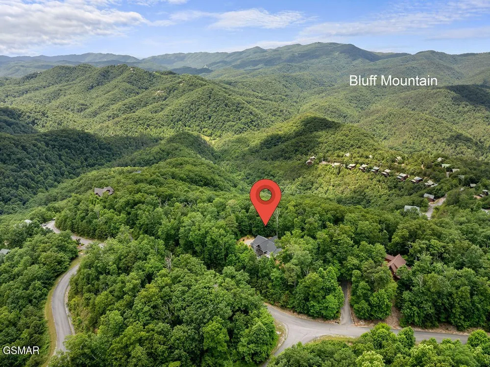 5042 Settlers View Lane Sevierville, TN 37862