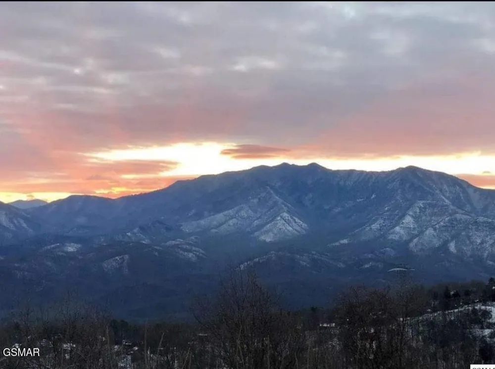 1260 Ski View Drive #6201 Gatlinburg, TN 37738