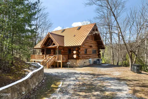438 Coyote Road